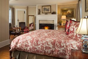 Room & Suite
