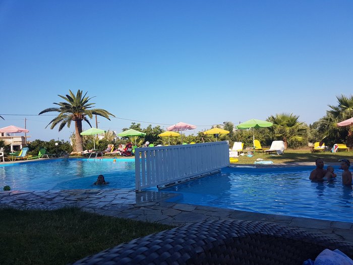 Pardalakis Studios Pool: Pictures & Reviews - Tripadvisor