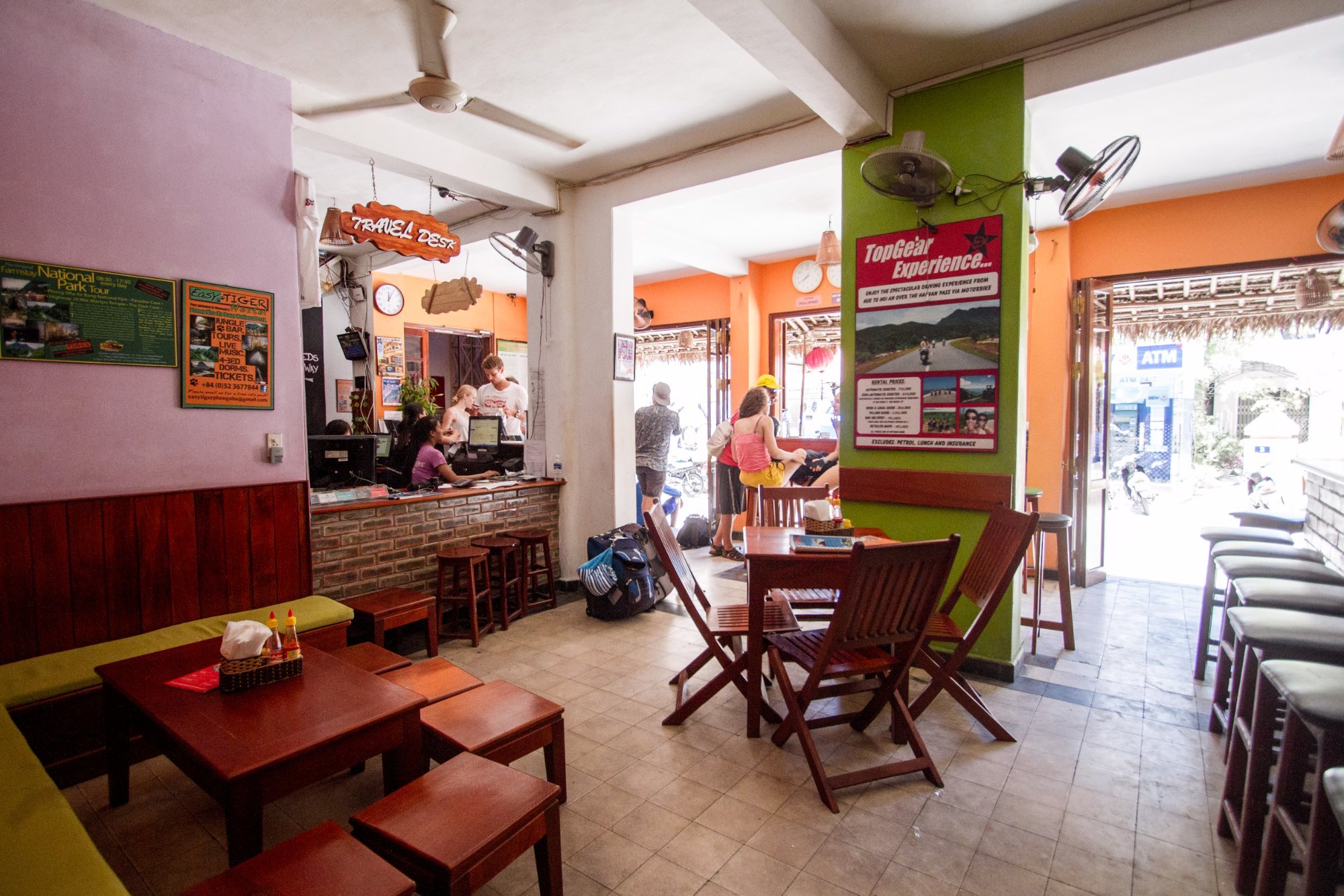 Vietnam Backpacker Hostels - Hue Hostel & Sports Bar by null