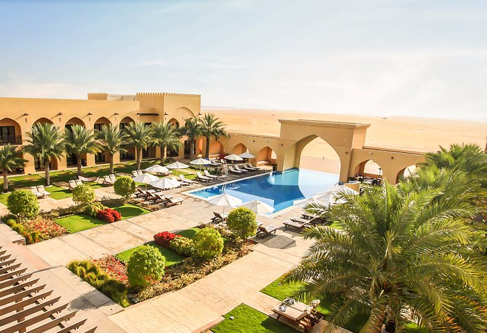 TILAL LIWA HOTEL $94 ($̶1̶8̶9̶) - Updated 2023 Prices & Reviews - Madinat Zayed, Emirate of Abu Dhabi
