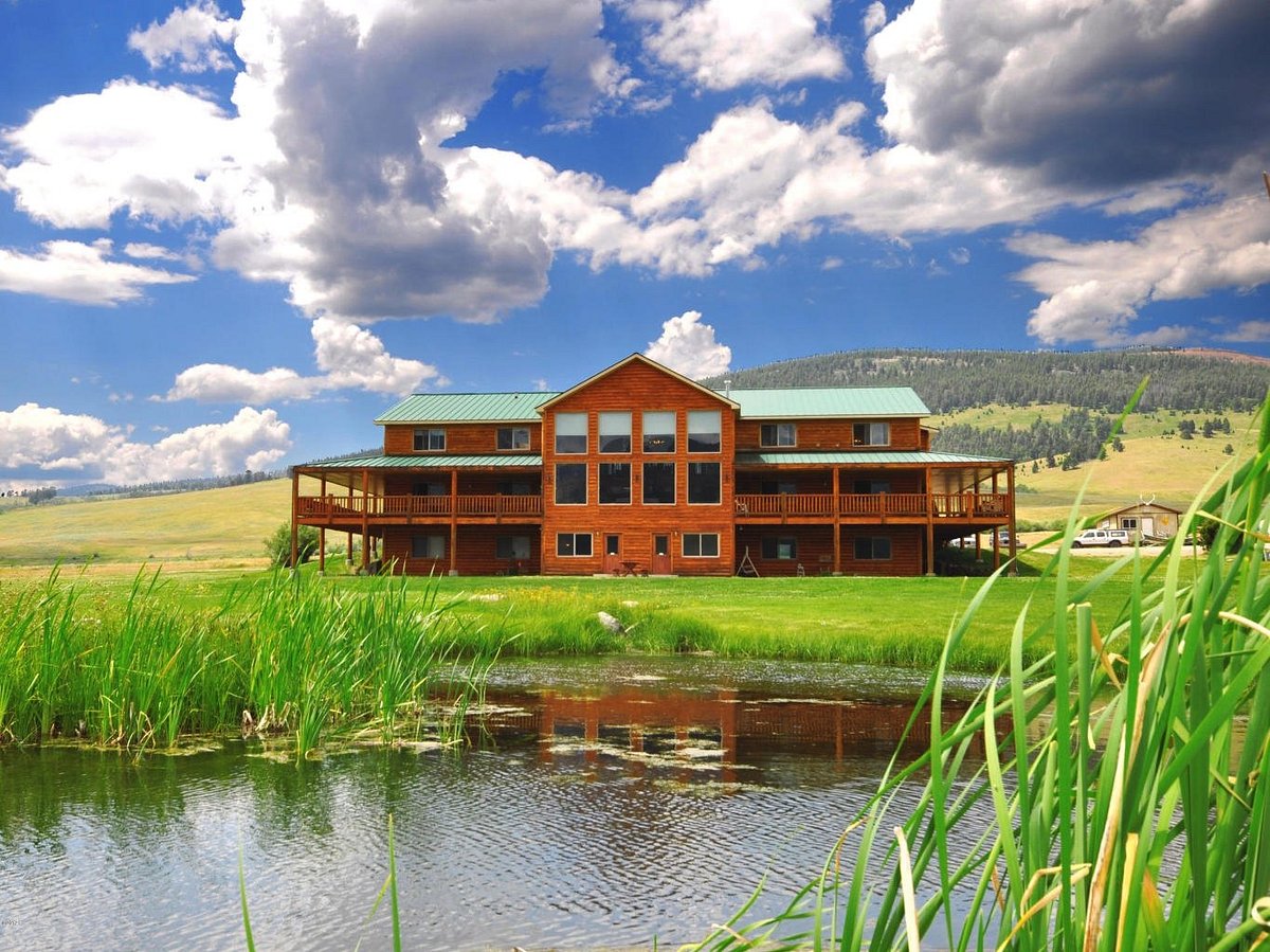 Montana High Country Lodge
