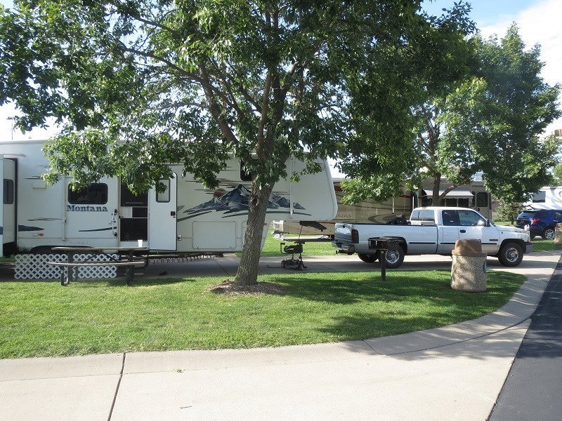 Escape to Dakotah: Your South Dakota Campground Adventure Awaits!