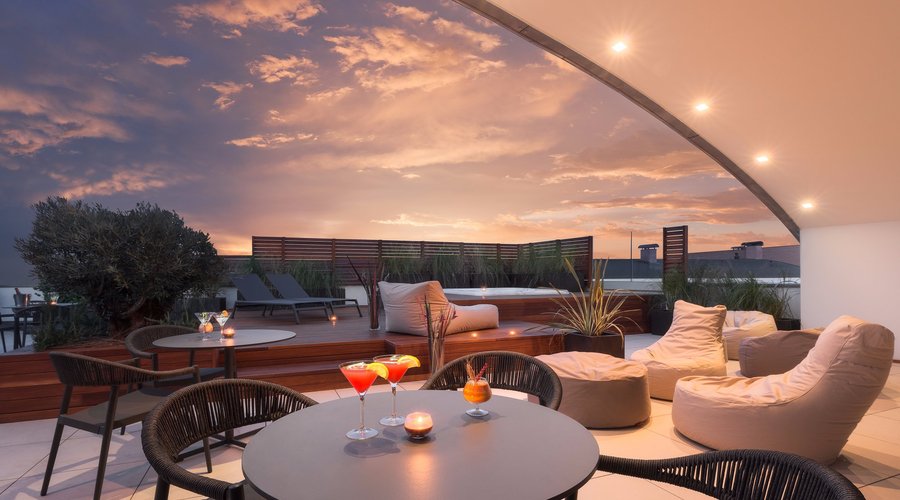 Our new terrace with jacuzzi and sunbeds