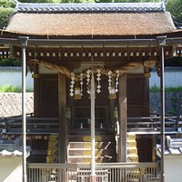 社 殿