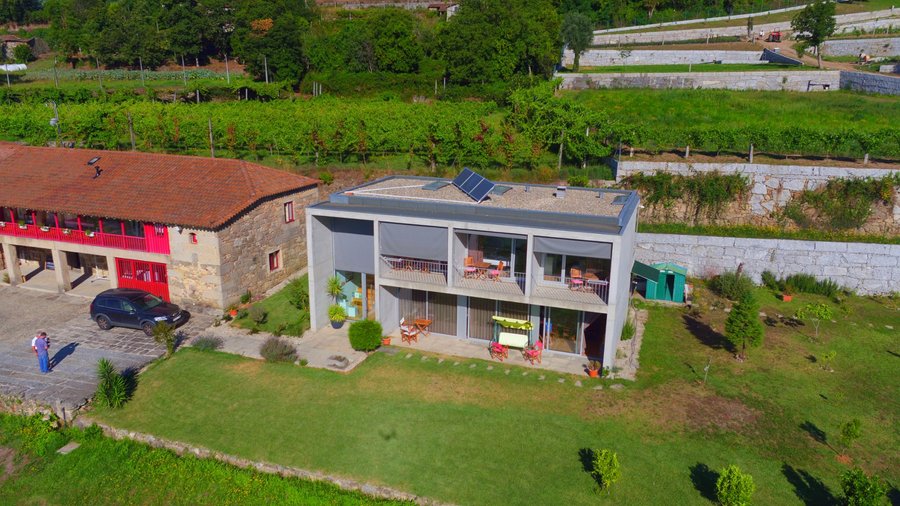 A "Villa" (3 quartos, sala e cozinha)