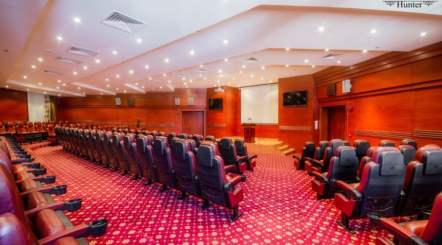 auditorium meeting room 