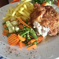 Cordon Bleu con Verdure e Patatine Fritte