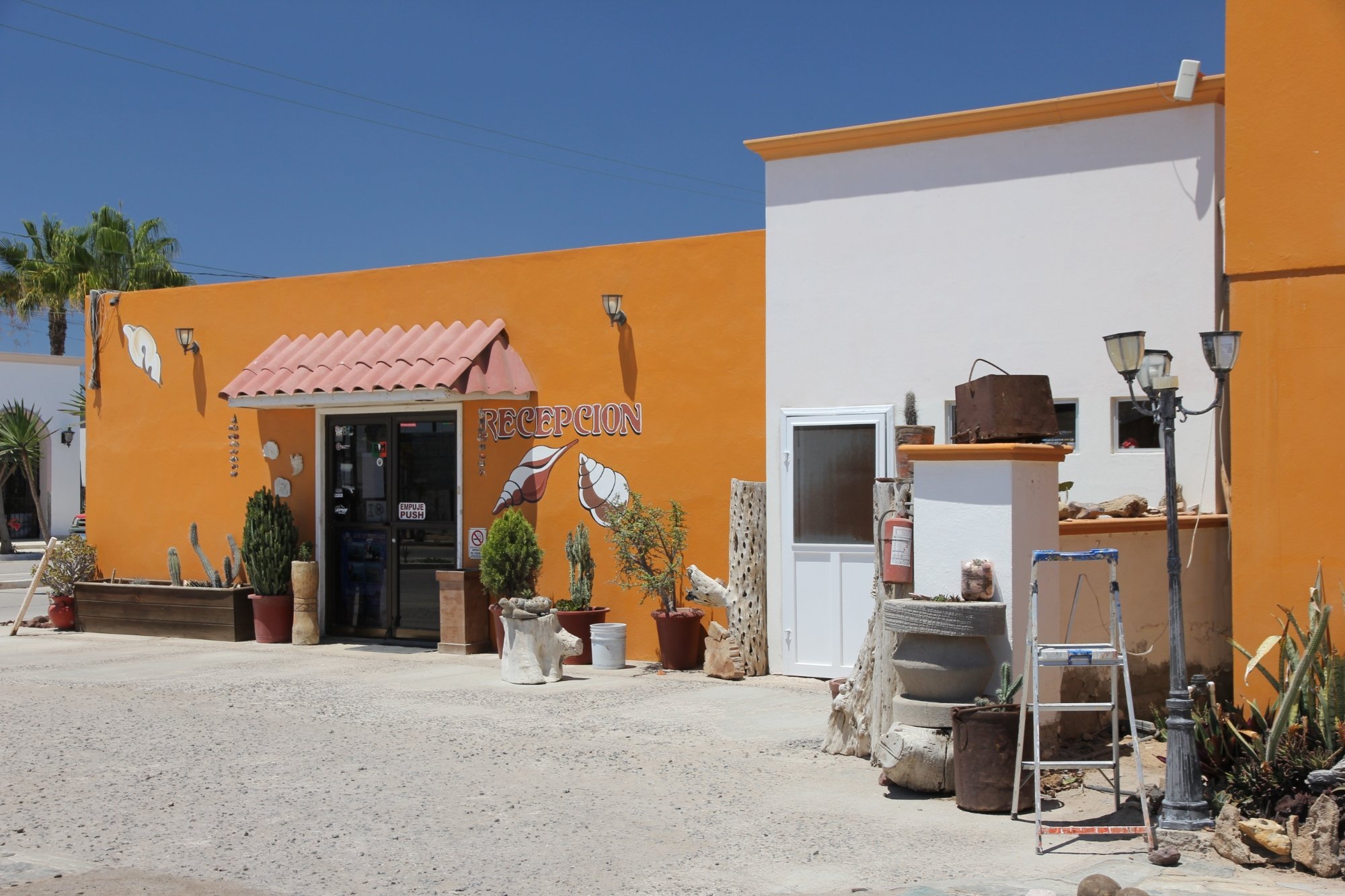 HOTEL CARACOLES Desde $1,170 (Guerrero Negro, Baja California Sur ...