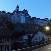 Widok z miasta na zamek
