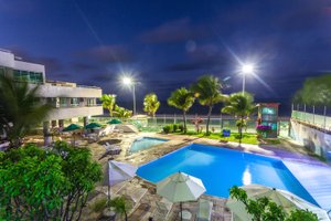 Piscina e praia