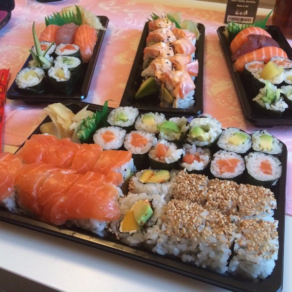 본 스시 맛집 Best 10 - Tripadvisor
