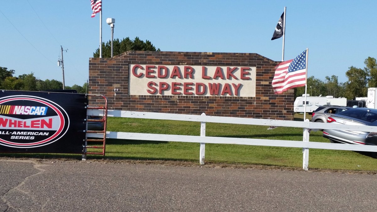 Cedar Lake Speedway (New Richmond) ATUALIZADO 2022 O que saber antes