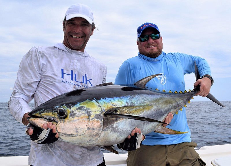 5 Benefits of Hiring a Fishing Guide - Fish Panama Today