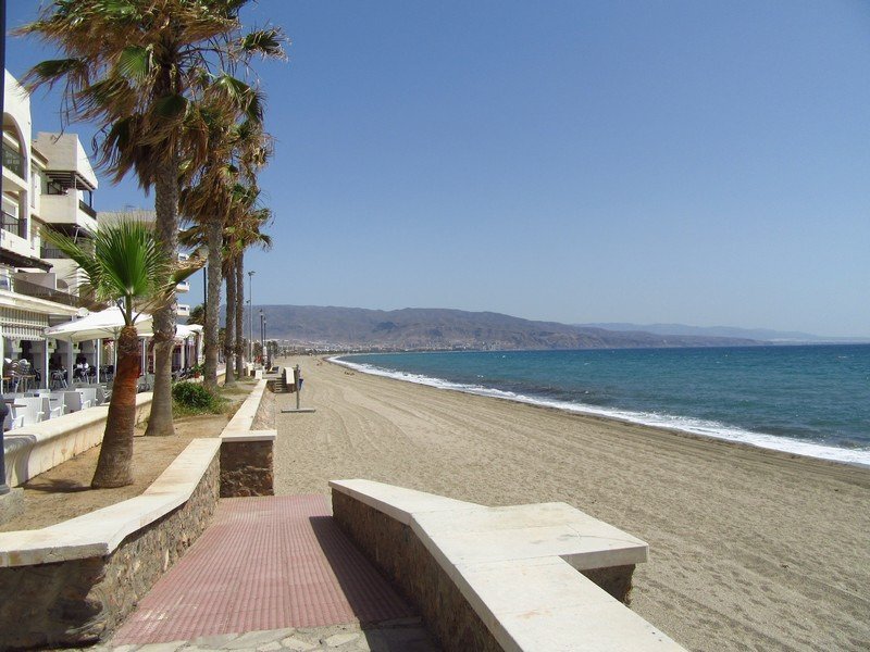 PLAYA LA ROMANILLA (Roquetas de Mar) - Qué SABER antes de ir