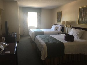 ASHTON INN & SUITES - NAVY $108 ($̶1̶3̶6̶) - Prices & Hotel Reviews ...