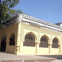 former tomb of aurangzeb