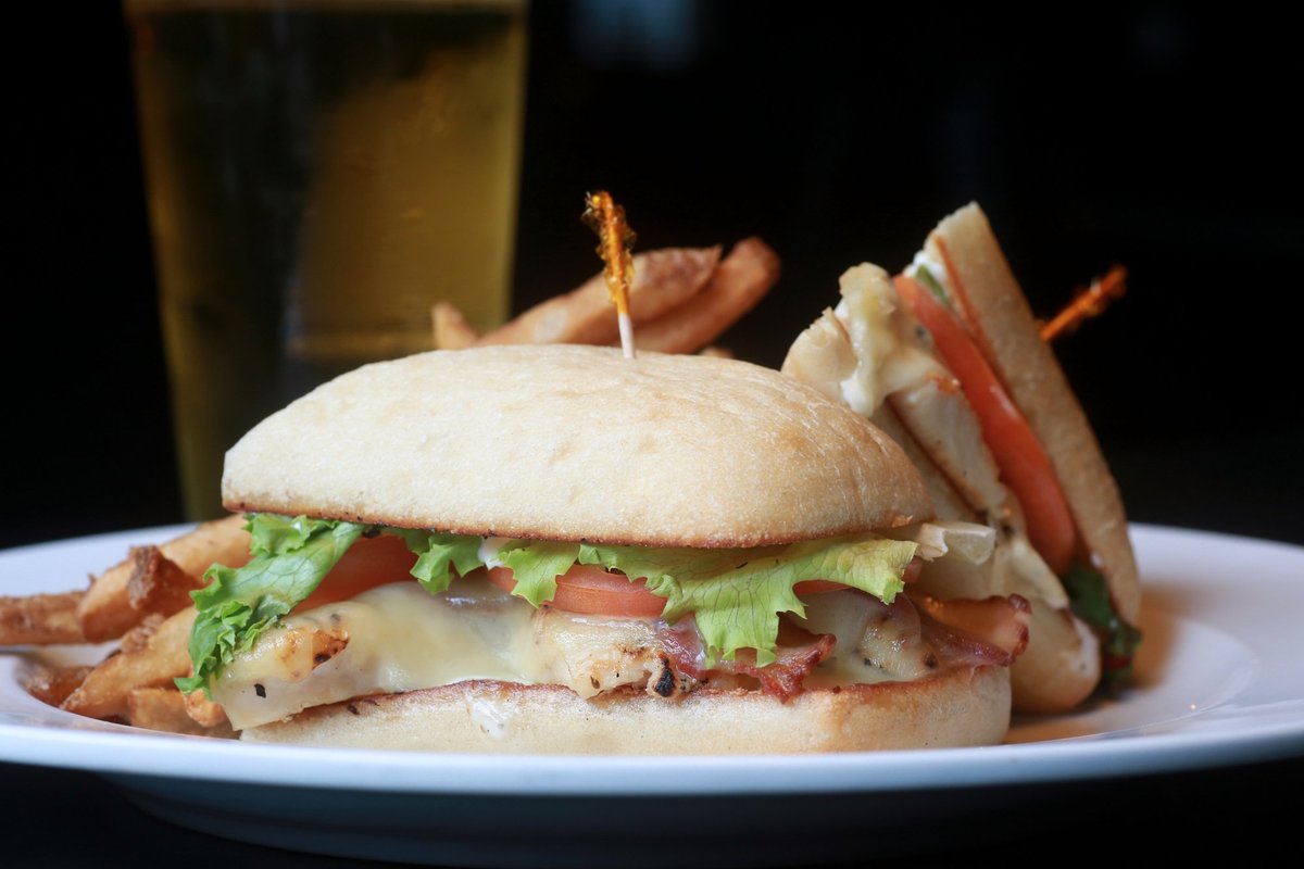 CANON'S CROSS PUB, Fredericton - Photos & Restaurant Reviews - Food ...