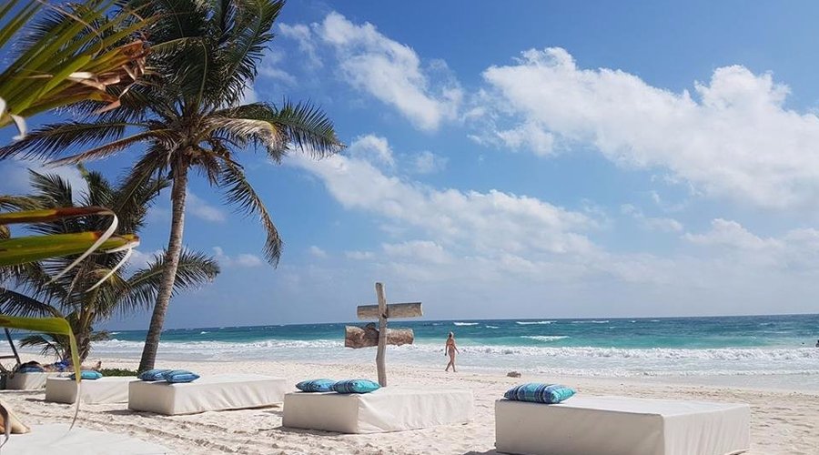 Guests beach
