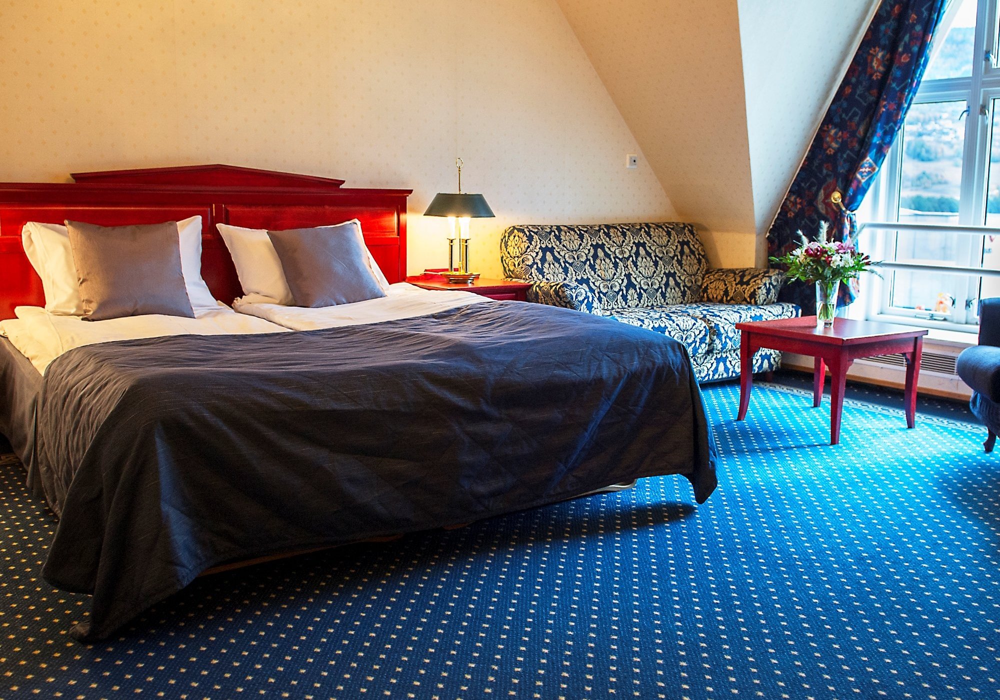 Fleischer's Hotel by null