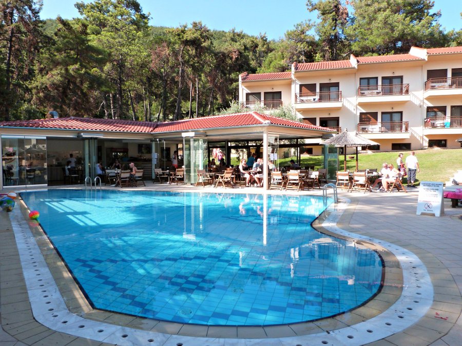 FOUR SEASONS HOTEL - Apartment Reviews & Photos (Greece/Thasos ...