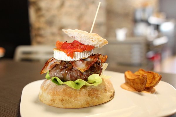 THE 10 BEST Burgers in Caxias Do Sul (Updated December 2023