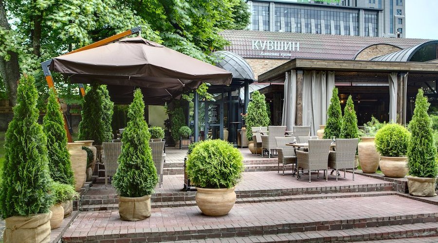 Every day we have special offers, live music and tasty courses for our beloved guests.
