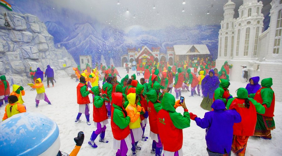 Enjoy real, authentic snowfall... for the first time in Chennai!