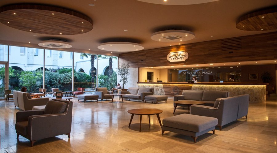 Reception Desk, 4*