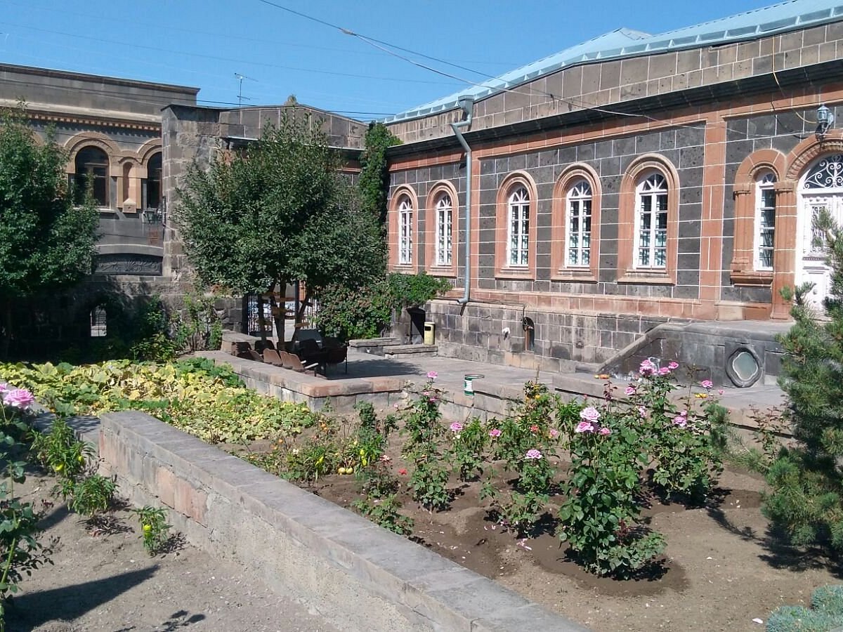 Hovhannes Shiraz Home and Museum, Гюмри: лучшие советы перед посещением -  Tripadvisor