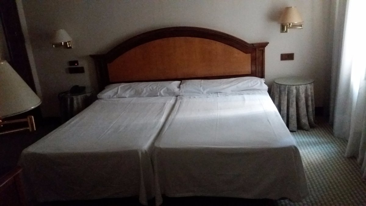 HOTEL MONTERREY $34 ($̶4̶0̶) - Prices & Reviews - Salamanca, Spain