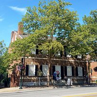Mary Todd Lincoln House from across the street.