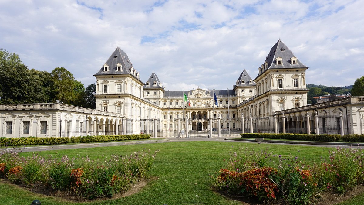 Castello Valentino (Turin) - All You Need to Know You Go