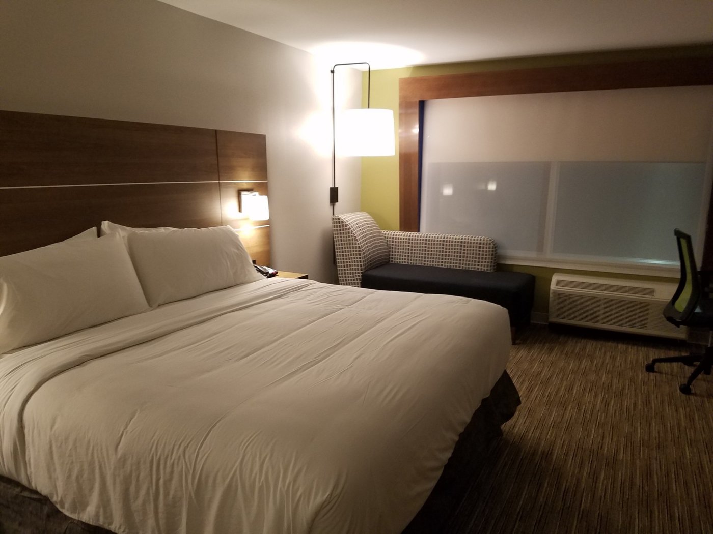 HOLIDAY INN EXPRESS & SUITES GETTYSBURG, AN IHG HOTEL - Updated 2024 ...