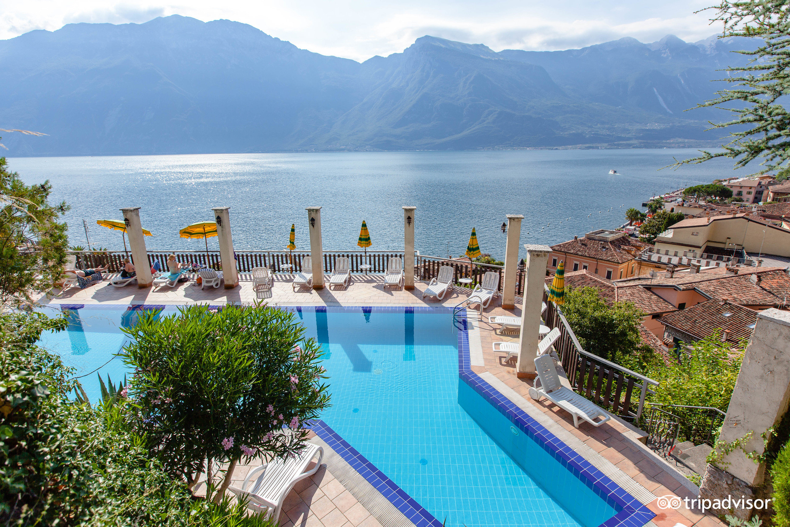 HOTEL CASTELL: Bewertungen, Fotos & Preisvergleich (Limone Sul Garda ...