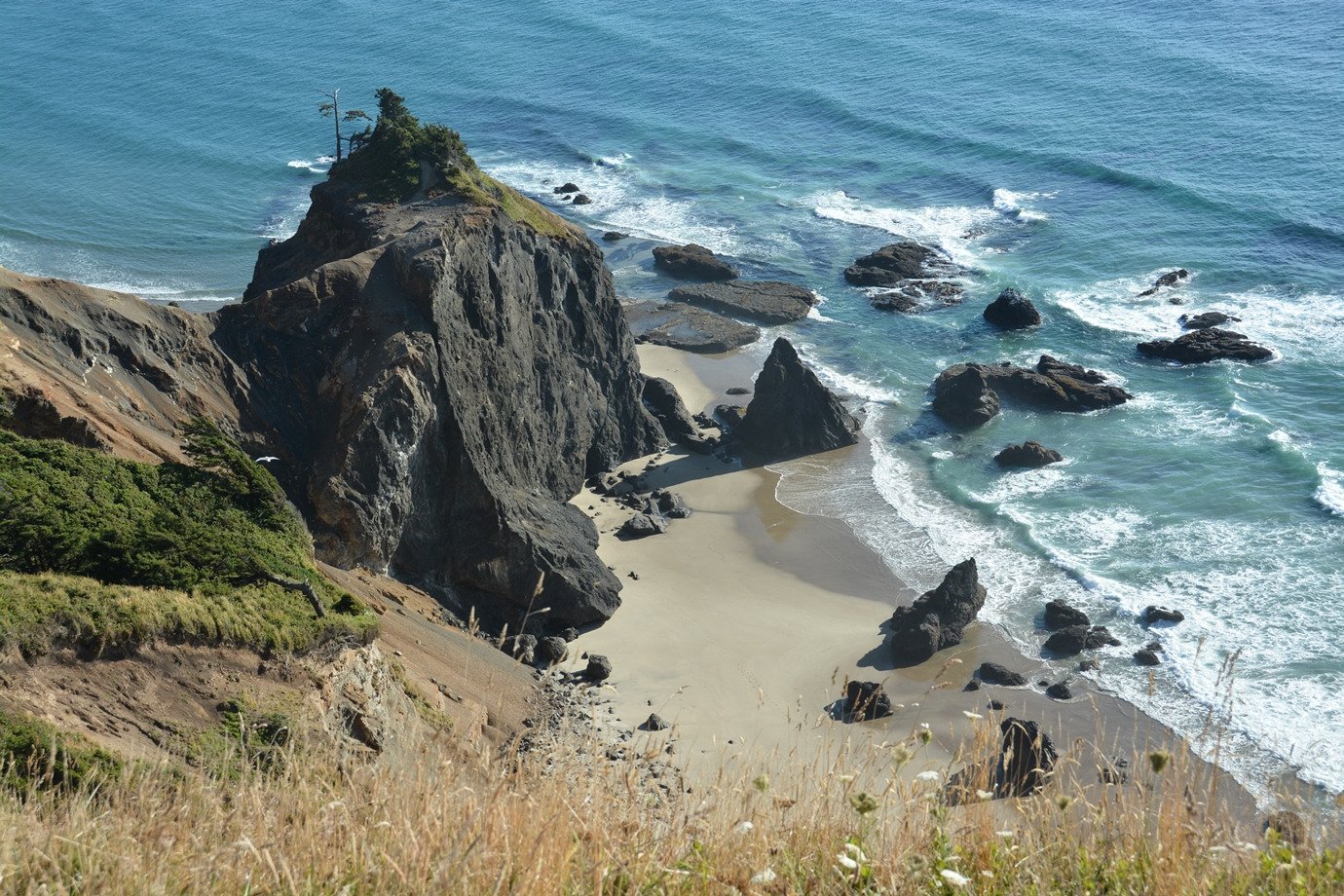 2023 Roads End State Recreation Site   Looking Down At The Shore 