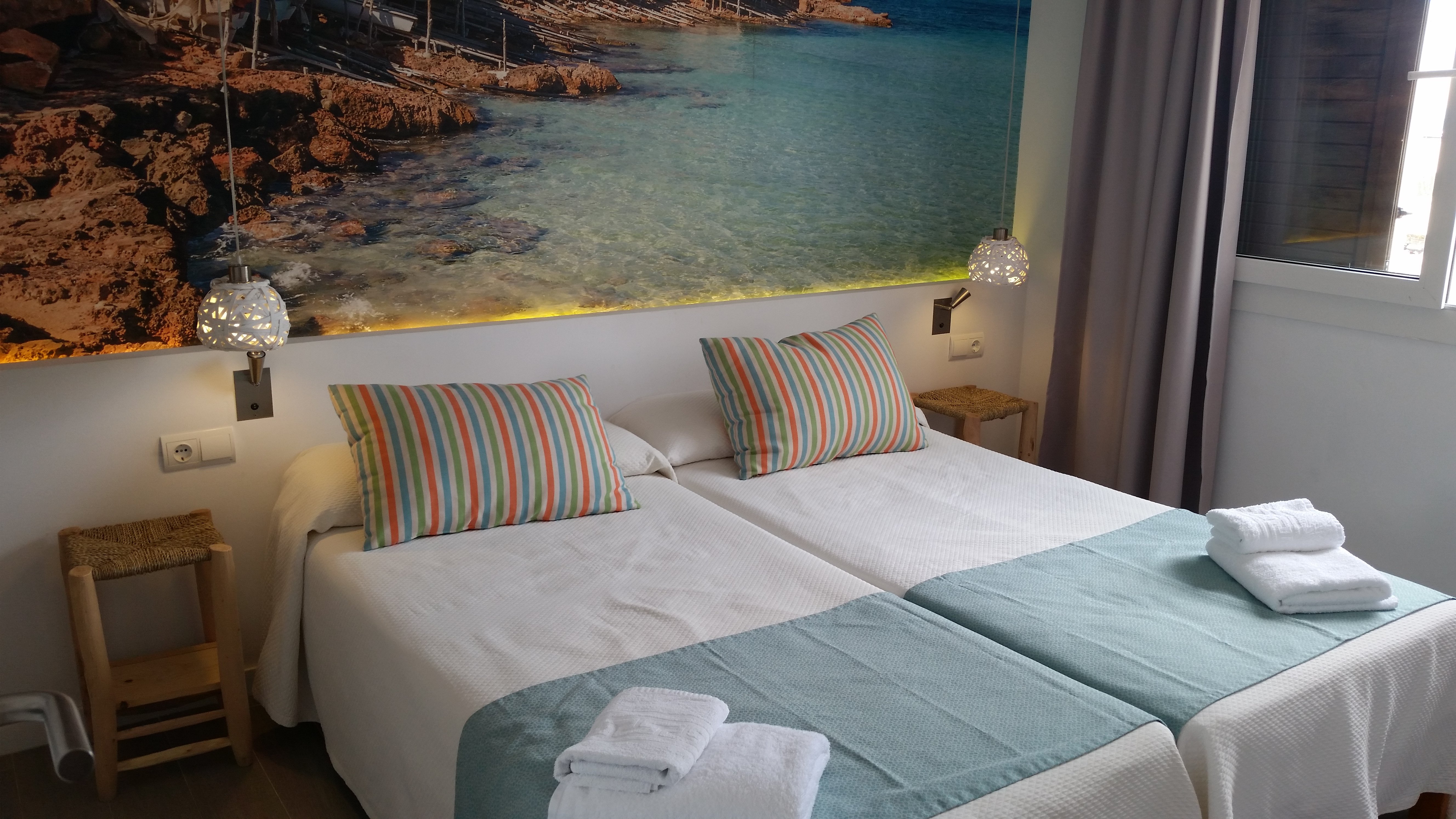 APARTAMENTOS POU DES PUJOLS - Prices & Condominium Reviews (Formentera ...