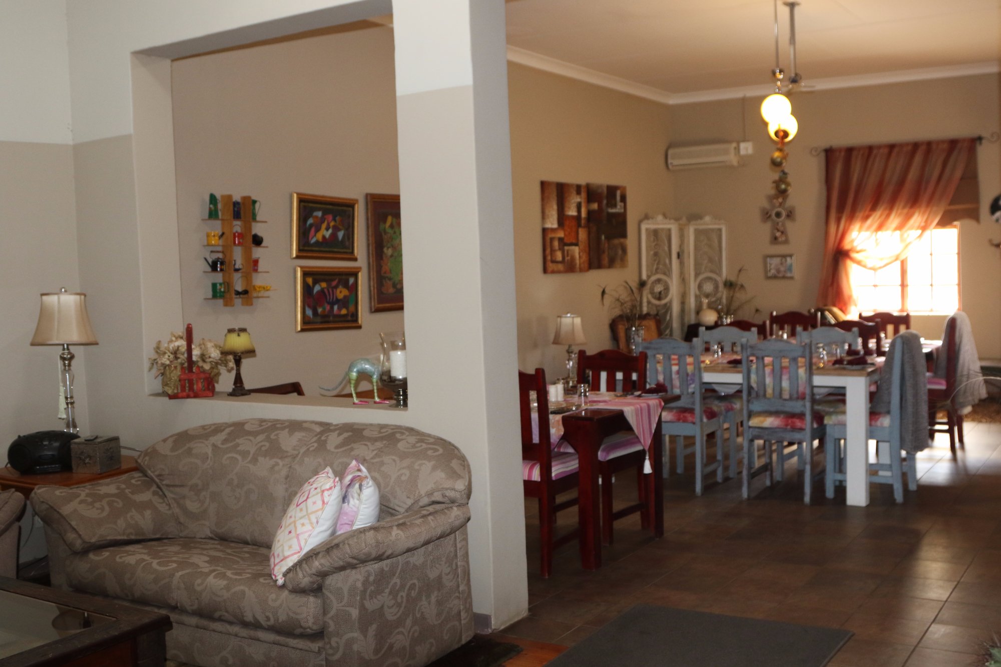 Hotel photo 11 of Aletheim Guest House.