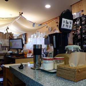 The place is so nice and clean, full with important information, recommendations for your trip, 