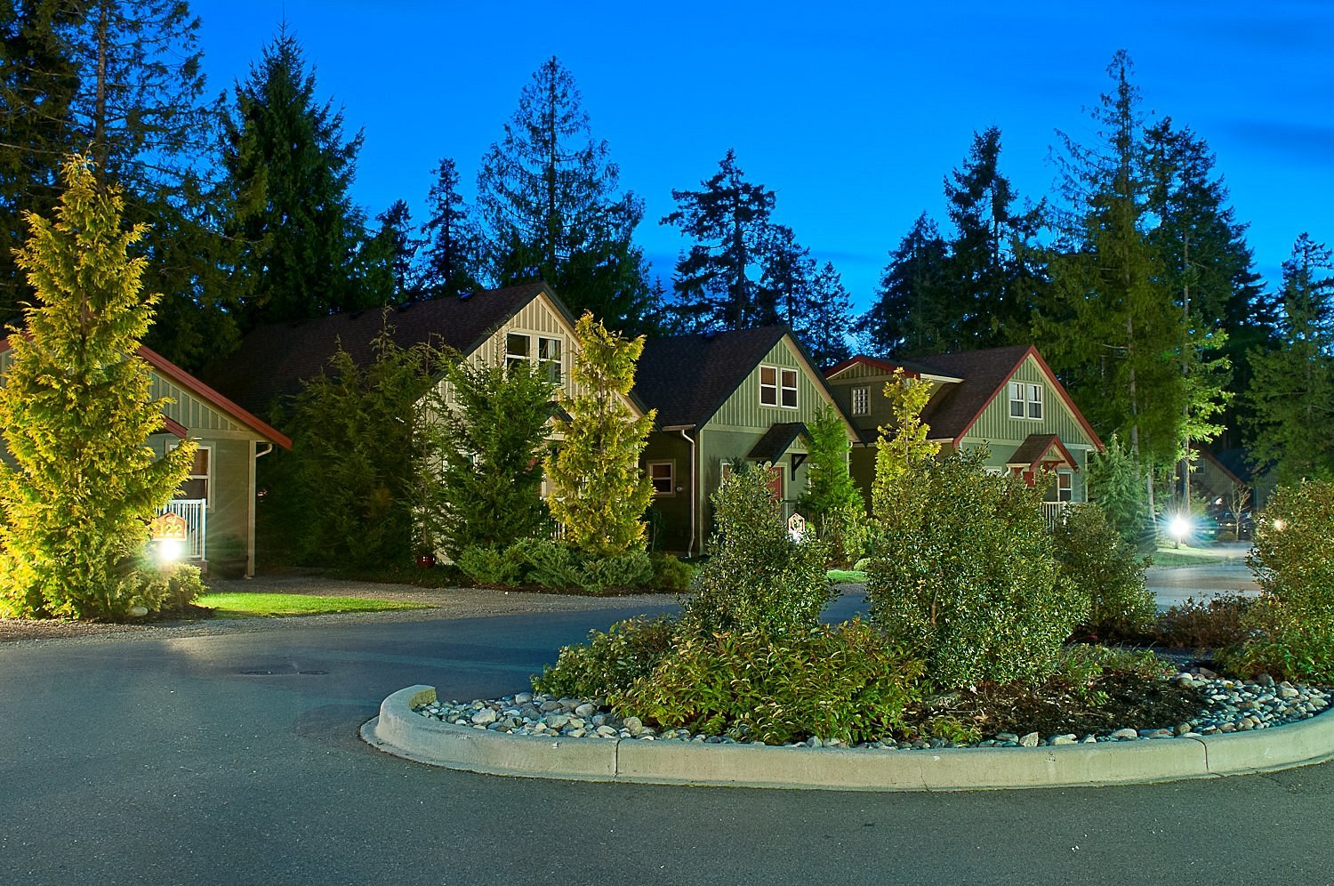 Oceanside Village Resort Parksville image