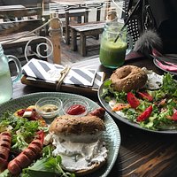 Mindig nagyon finom és egészséges reggelit kapunk!!! Köszönjük! F & T