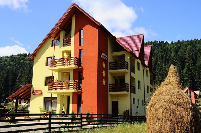 PENSIUNEA VALERIA - Prices & Hotel Reviews (Voronet, Romania)