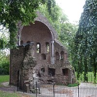=Rijksmonument Barbarossa-Ruine of Sint Maartenskapel-