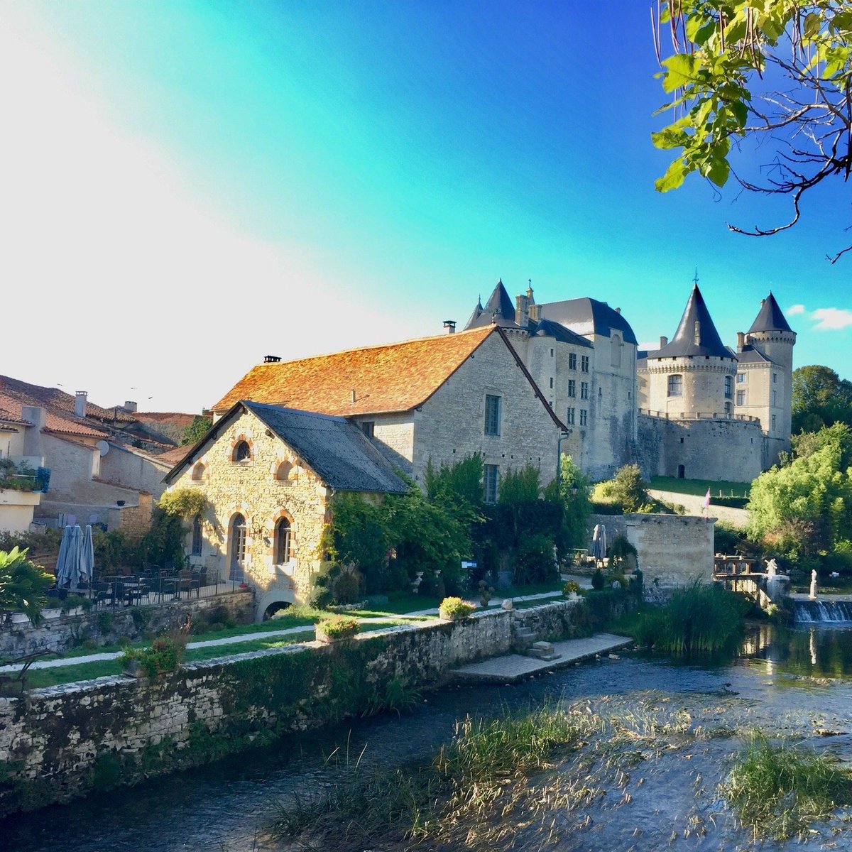 Château de Verteuil (VerteuilsurCharente, ฝรั่งเศส) รีวิว Tripadvisor