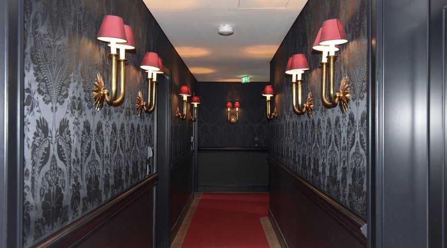hallway 5th floor 