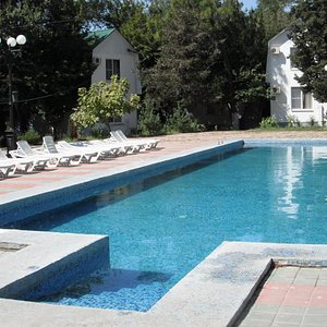 Гостевой дом с бассейном криница