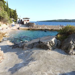plage en bas du camping