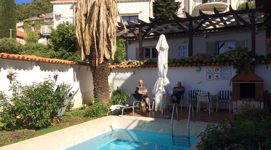 The pool of Villa Gloria