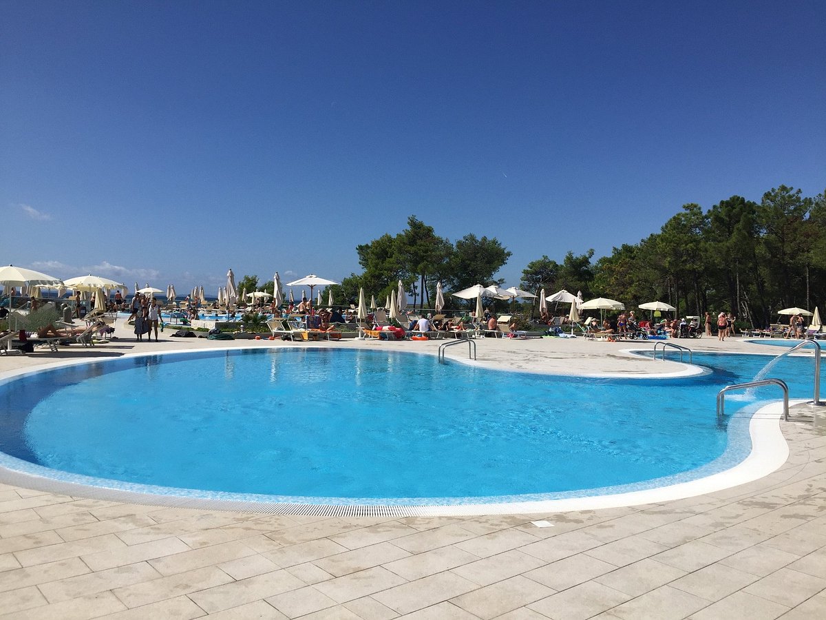 Zaton Holiday Resort, hotell i Zadar