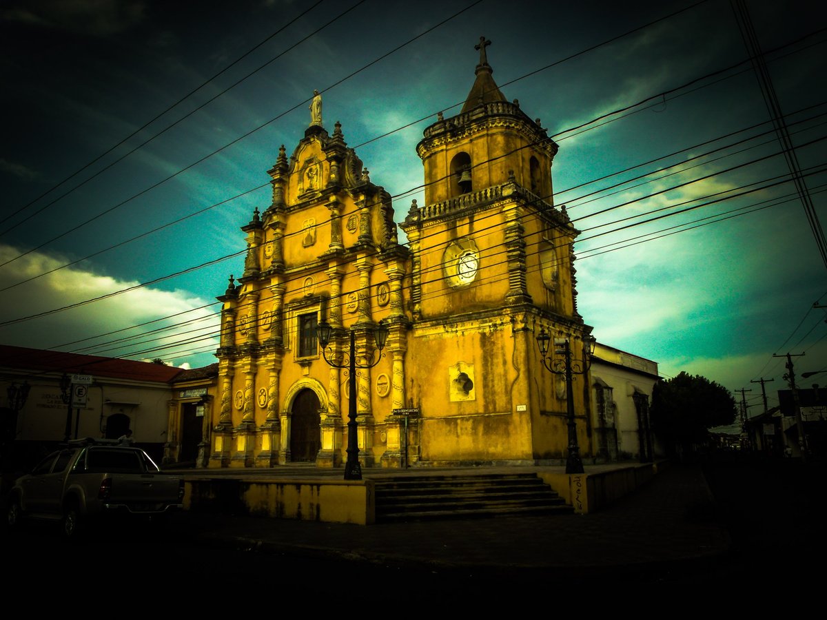 Church The Recollection, Leon