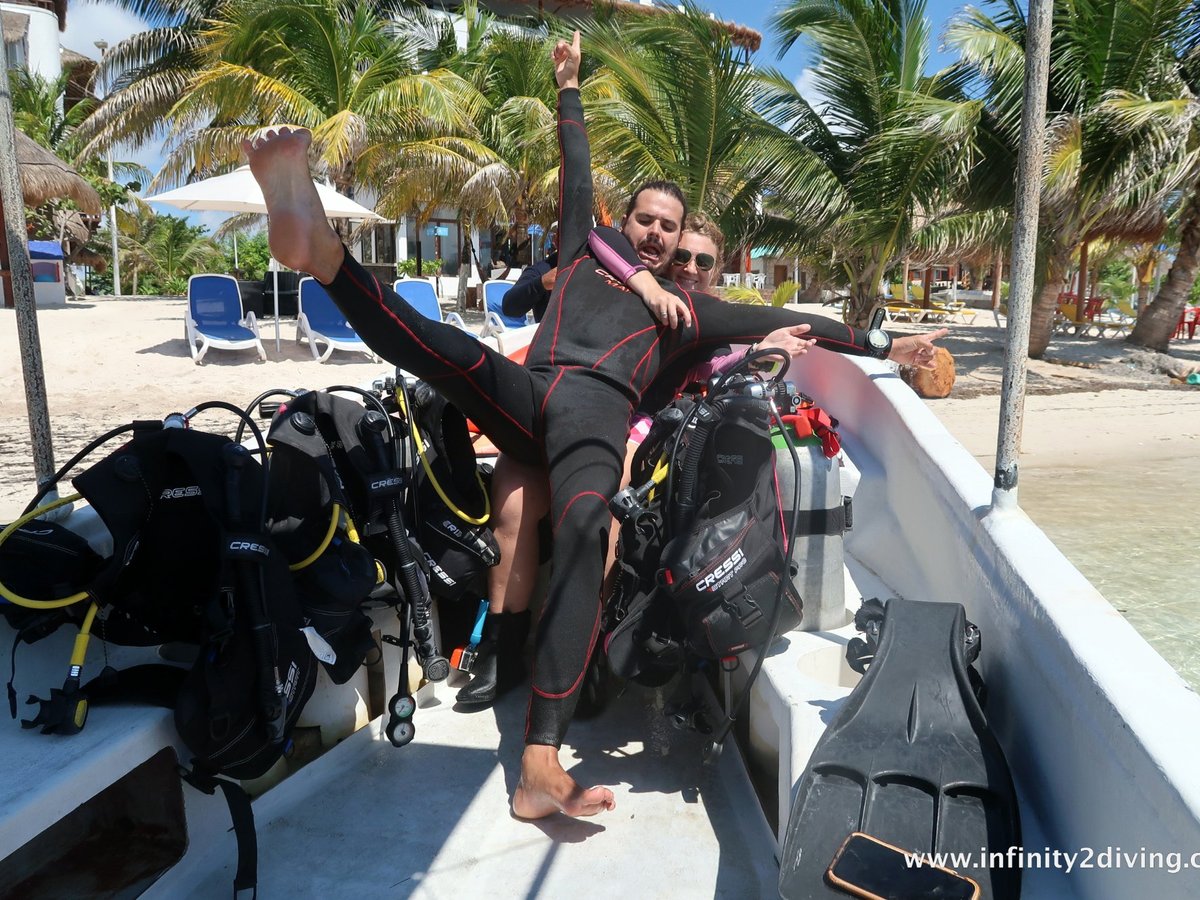 infinity diving tulum